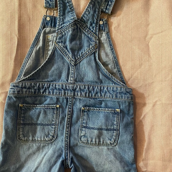Gap Jeans overall Jumpsuit toddler size 5 and Sasha denim dress  bundle - Picture 13 of 15